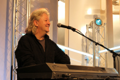 virginie-music-phil-collas-tv-tours-1